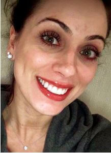 lady smiling with veneers